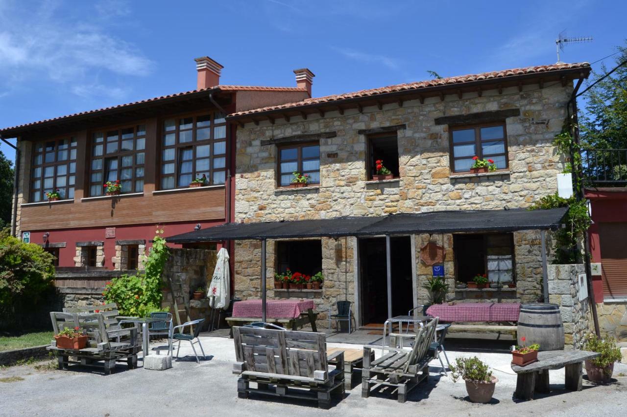 Apartamentos Rurales La Cirigueena Oles Екстериор снимка