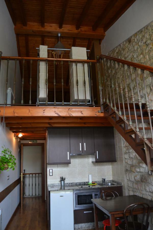 Apartamentos Rurales La Cirigueena Oles Екстериор снимка