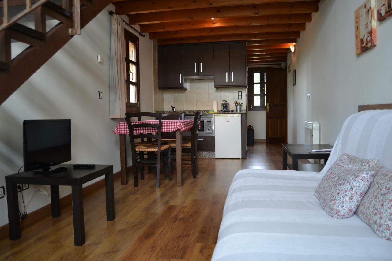 Apartamentos Rurales La Cirigueena Oles Екстериор снимка