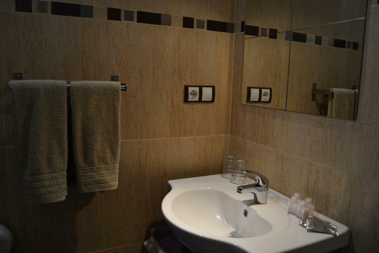 Apartamentos Rurales La Cirigueena Oles Екстериор снимка