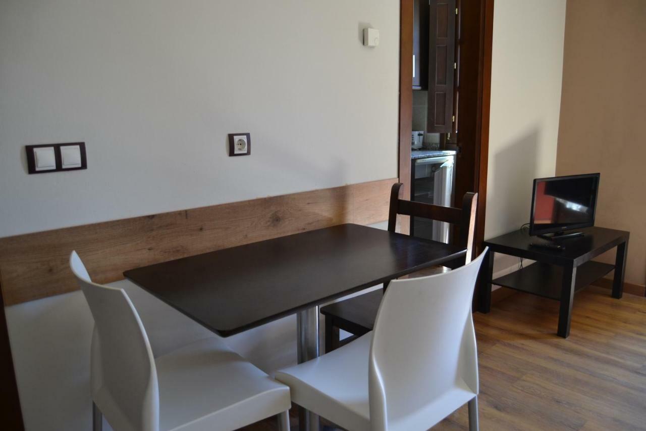 Apartamentos Rurales La Cirigueena Oles Екстериор снимка